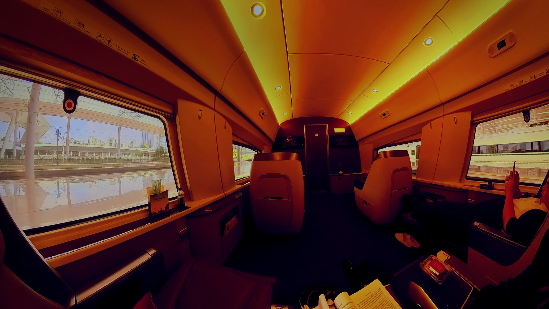 Rhythms of the Energetic: Scale, Connection, Disappearance