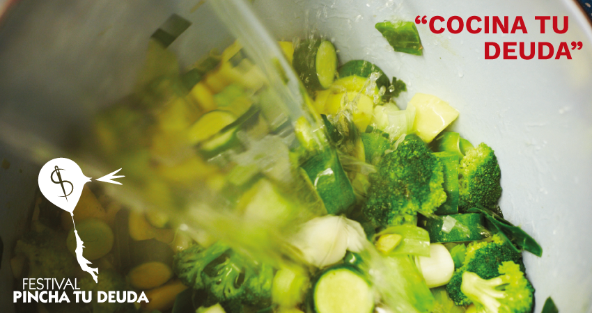 Taller de cocina colaborativa 'Cocina tu Deuda'.