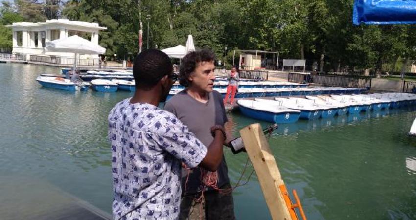 Taller Interactivos?'18 -botadura del Ecoboat 2.0 en el estanque del Retiro