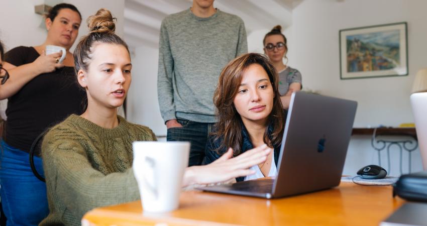 espacio-seguro-para-aprender-sobre-tecnologia-desarrollo-web