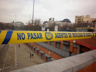 No pasar. Agentes de Movilidad de Madrid. CC https://flic.kr/p/9edsje