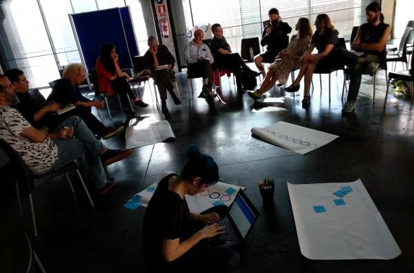 Imagen del primer encuentro Rutas para la radicalidad democrática en Medialab Prado